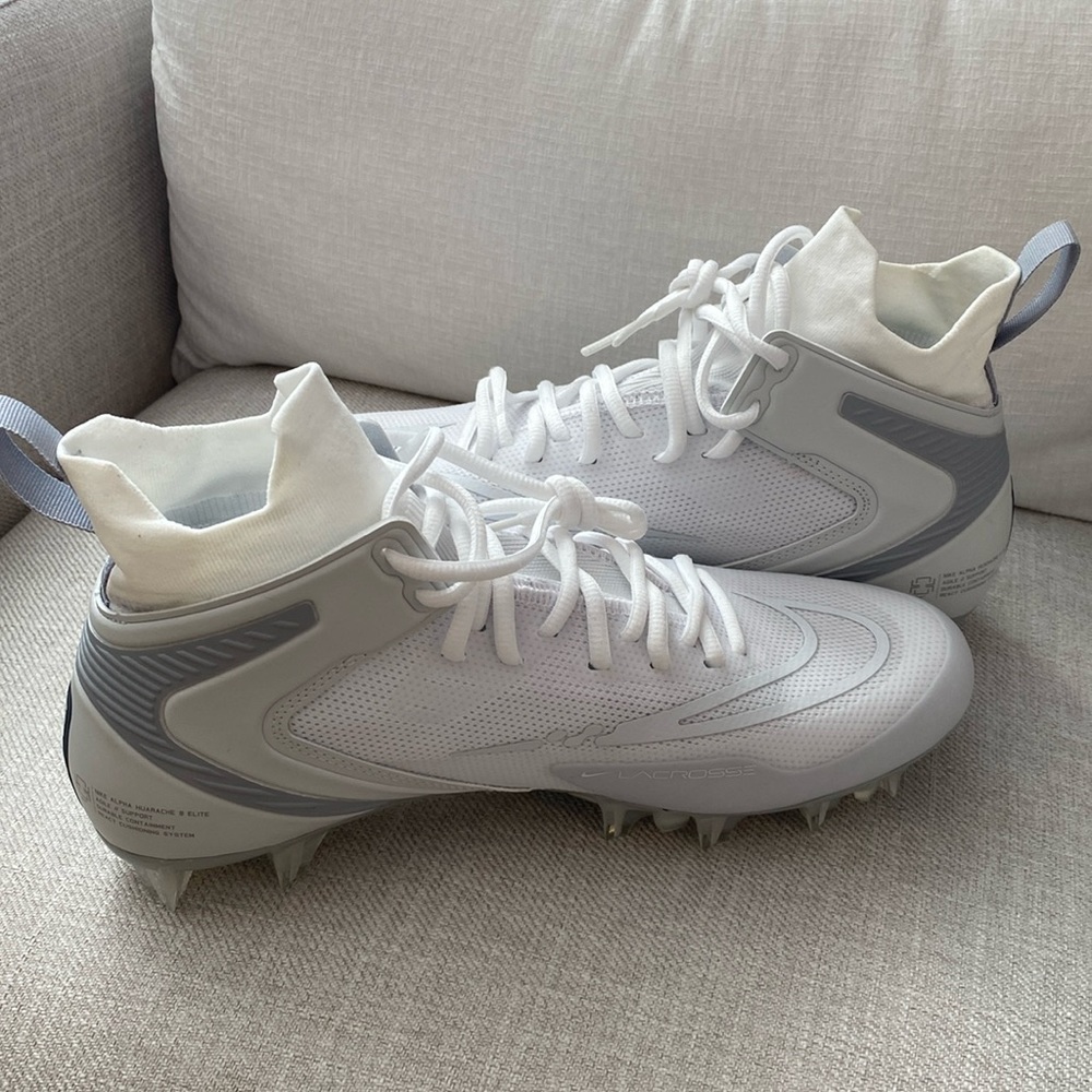 Nike Alpha Huarache 8 Elite Lacrosse Cleat (men size 9.5 or women 11)